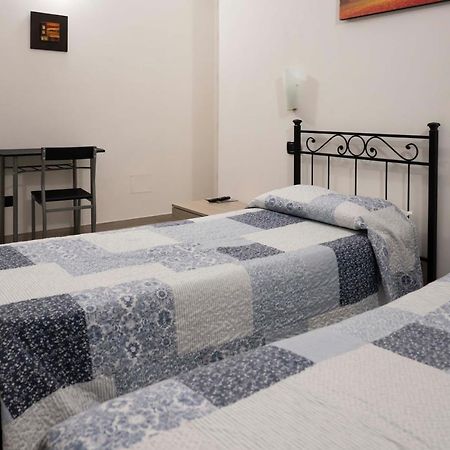 Il Giardino Dell'Eden Bed & Breakfast Acilia Dış mekan fotoğraf