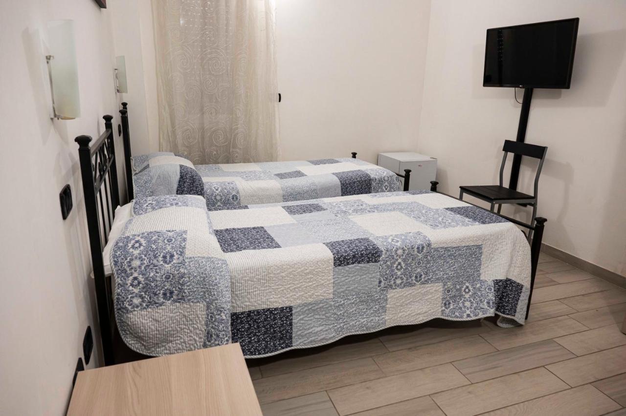 Il Giardino Dell'Eden Bed & Breakfast Acilia Dış mekan fotoğraf