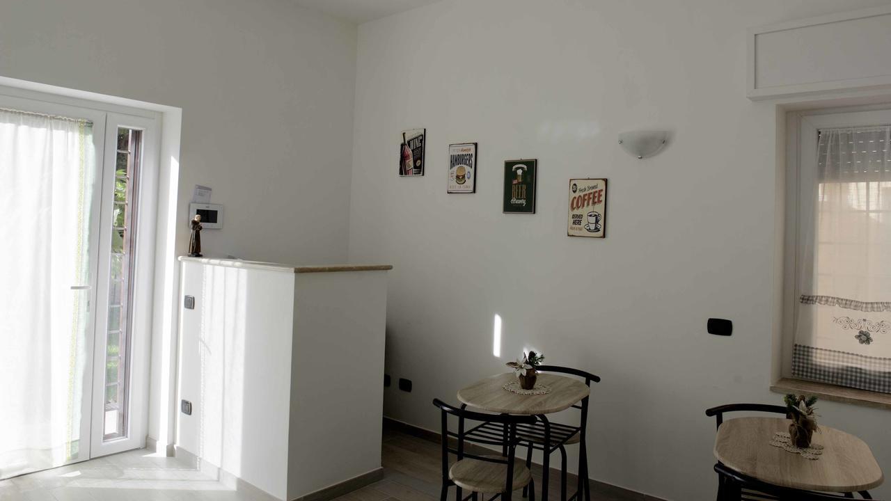 Il Giardino Dell'Eden Bed & Breakfast Acilia Dış mekan fotoğraf